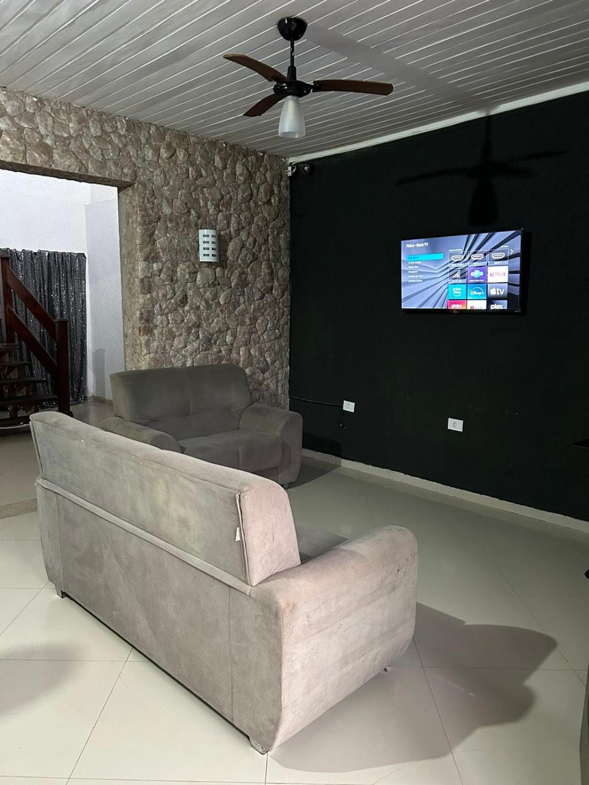 Oasis Hostel E Pousada Итаньяэн Экстерьер фото