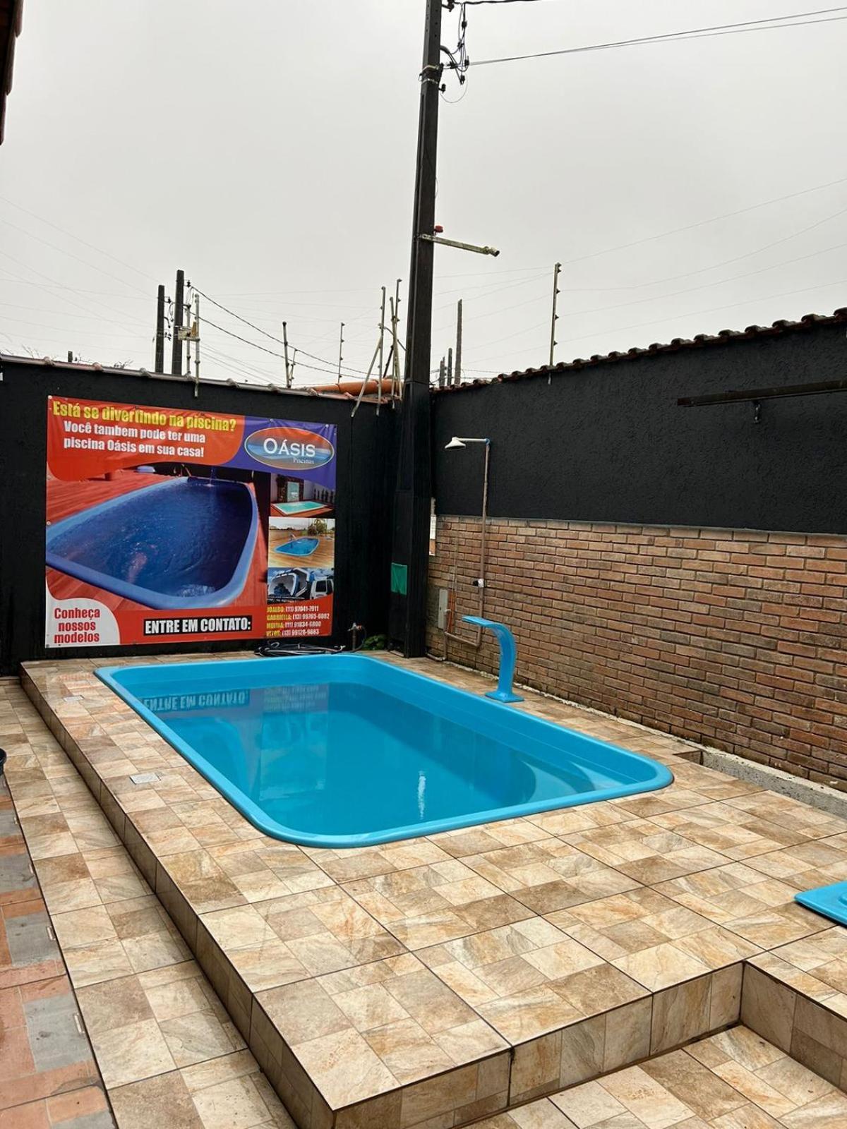 Oasis Hostel E Pousada Итаньяэн Экстерьер фото